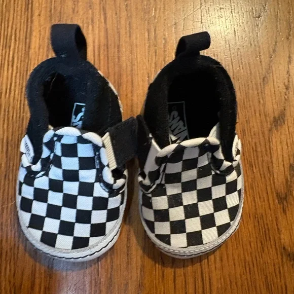 Vans infant Black and White Checkered Sneakers - Picture 1 of 3